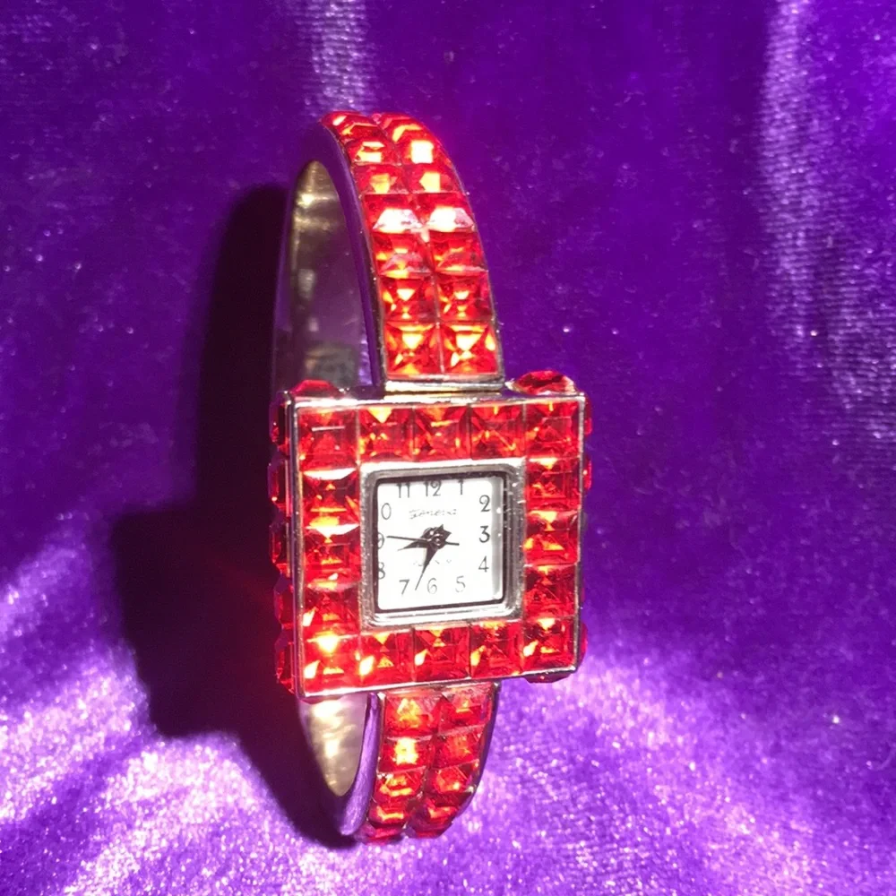 Ladies’ Geneva Watch